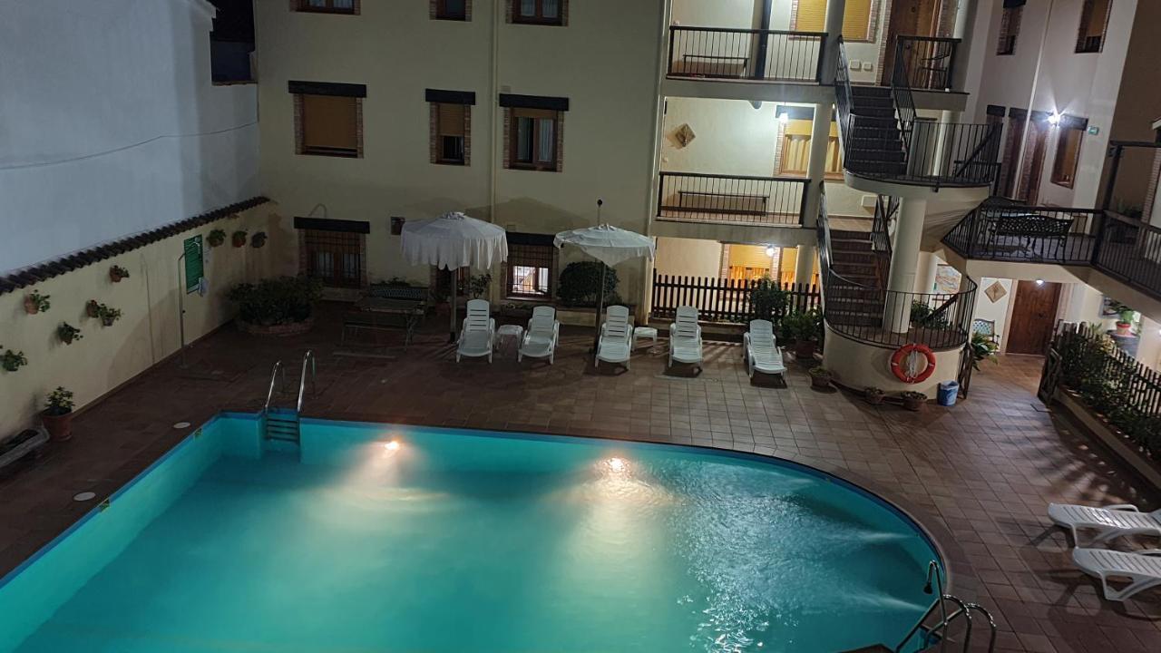 Apartamentos Valle Del Guadalquivir Arroyo Frio Bagian luar foto